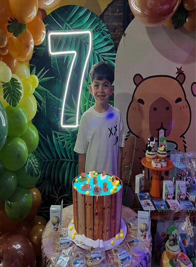 بيبو زينة عيد الميلاد على شكل كعكة من بيبو كابيبارا، زينة صغيرة على شكل كابيبارا لتزيين الكب كيك لحفلات موضوع الكابيبارا. - Image 4
