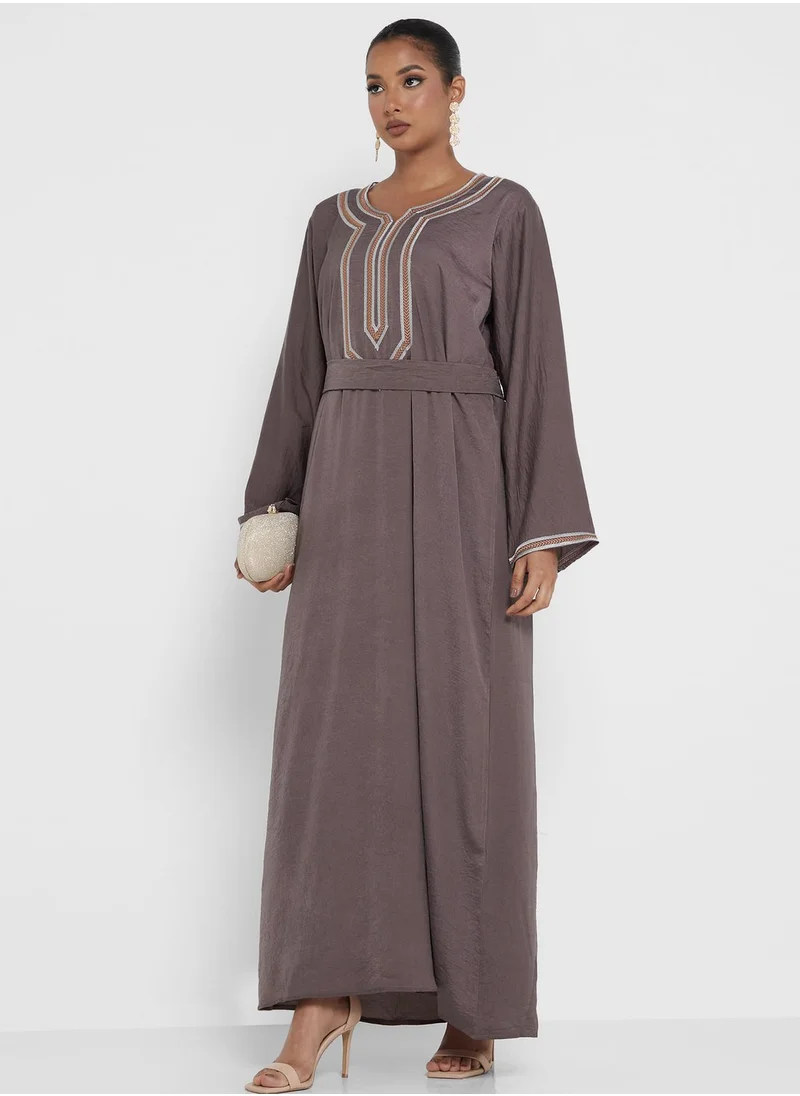 hayas closet Embroidered Belted Jalabiya