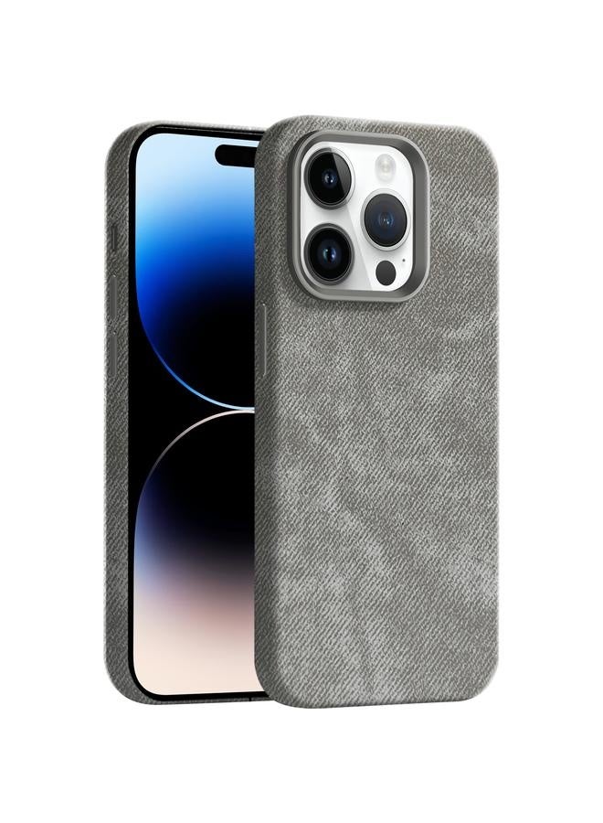 جراب لهاتف آيفون 14 برو ماكس بملمس جلد الدنيم مع دعم الشحن المغناطيسي MagSafe - Image 1