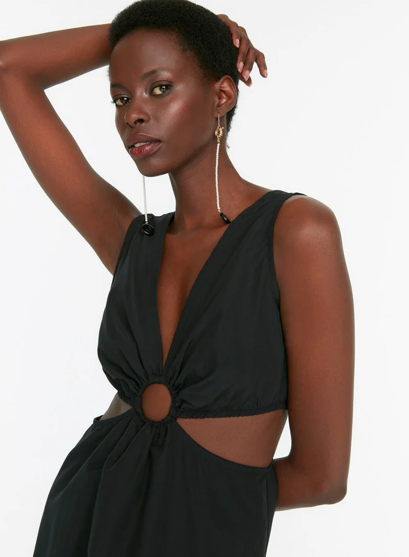 trendyol Cutout Detail Dress