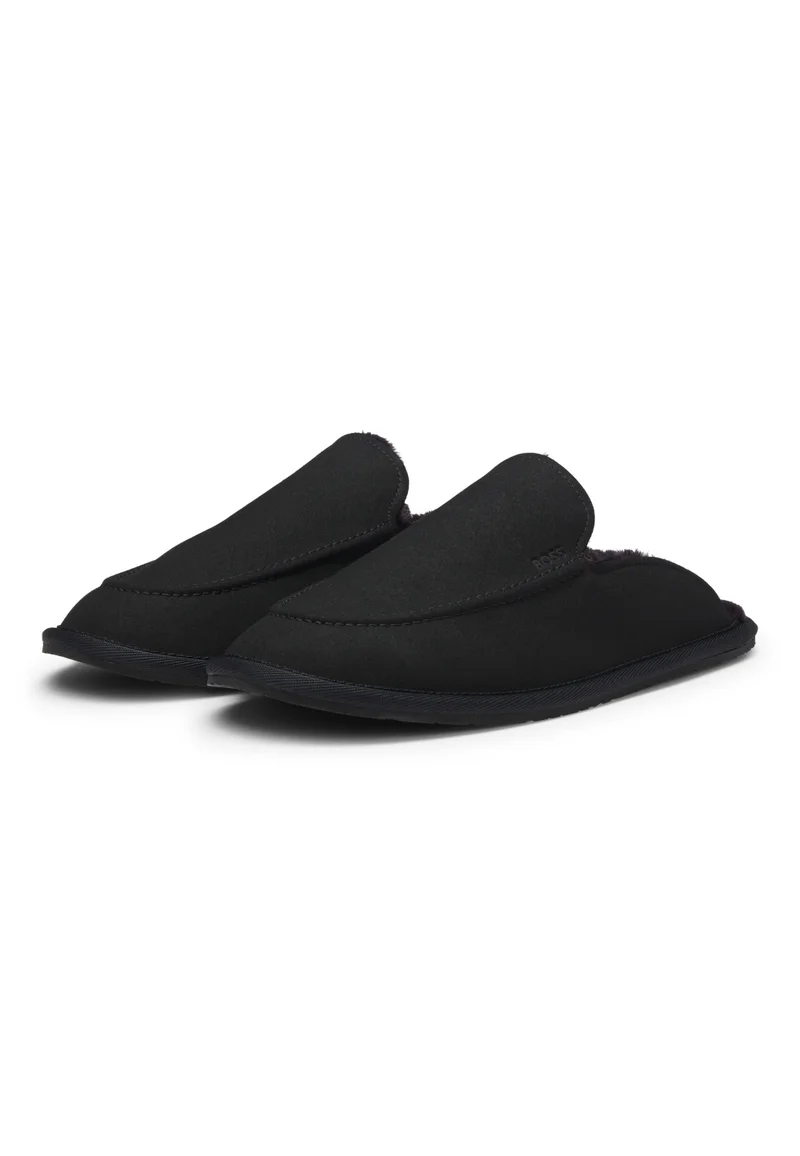 Microfibre slippers with rubber sole