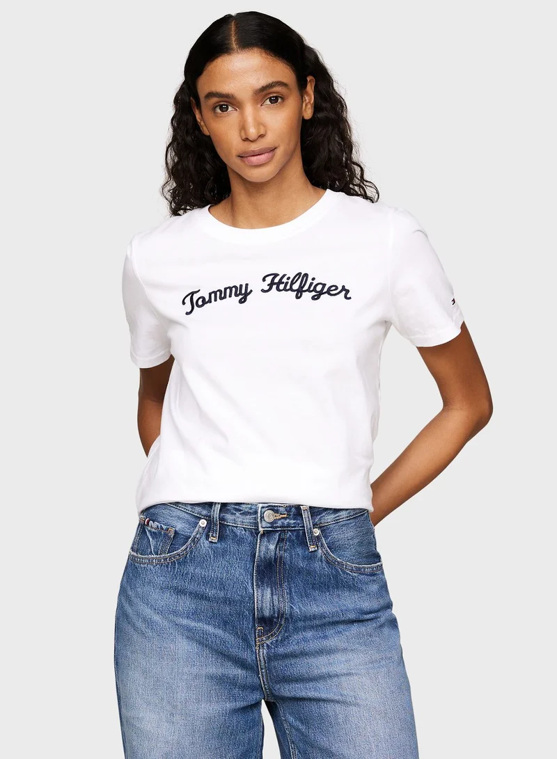 TOMMY HILFIGER Crew Neck Logo T-Shirt