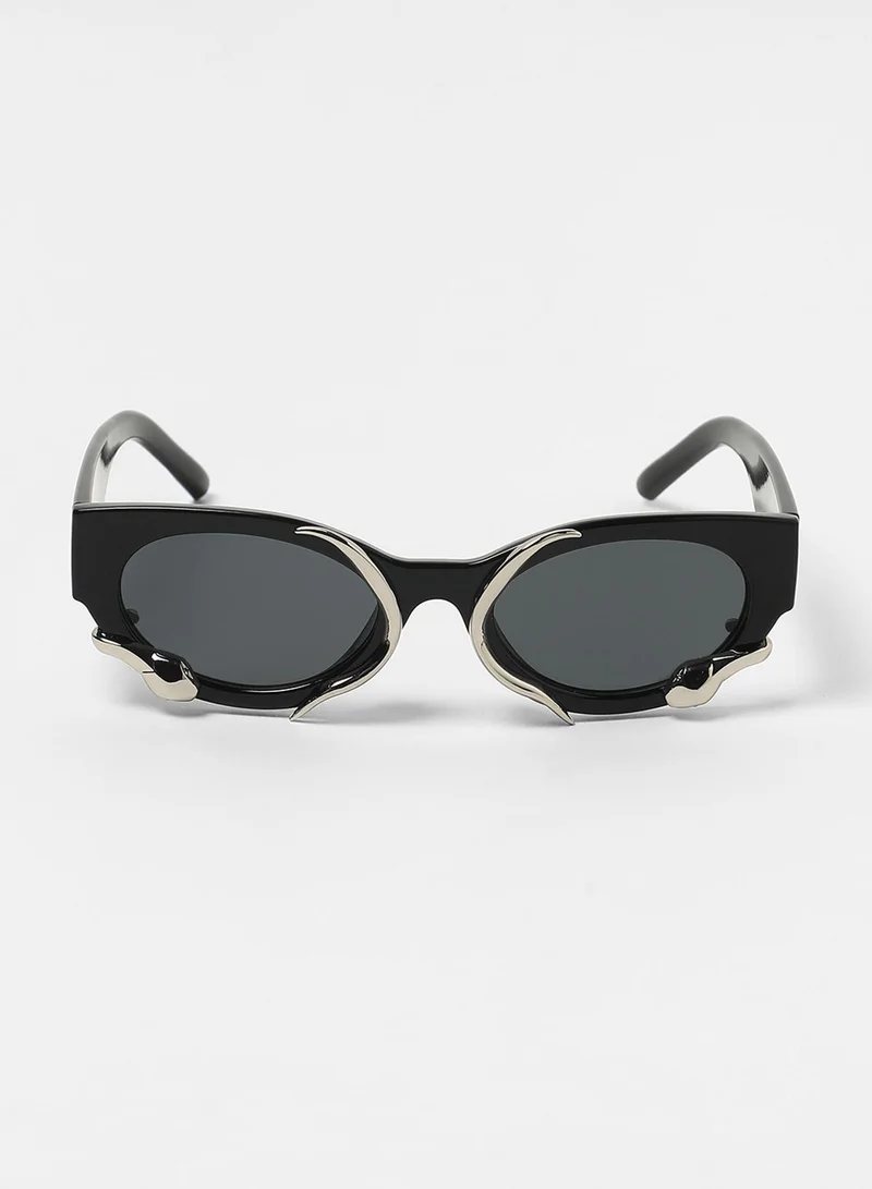 Haute Sauce  The Serpent Oval Sunglasses - Onyx Black  | Best Price UAE