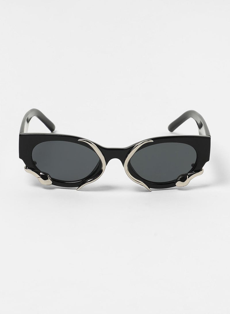 Haute Sauce The Serpent Oval Sunglasses - Onyx Black - Image 4