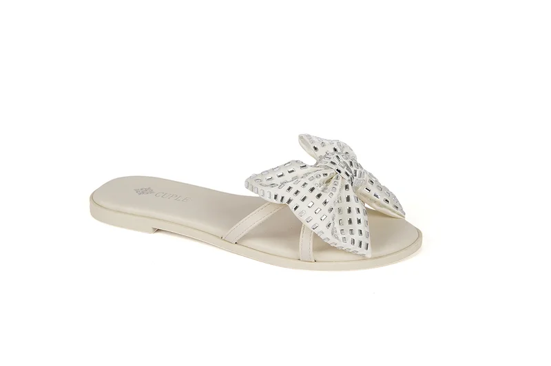 Cuple Ladies Lifestyle Slides