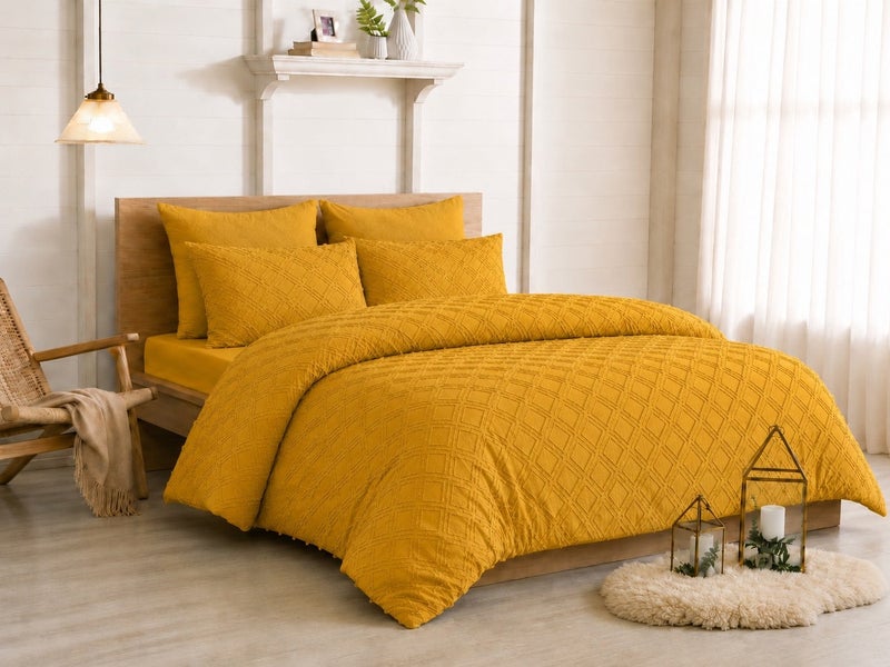 HOMETOPIA Luxury King Size 6-Piece Comforter Set 264×229 cm – Embossed Fabric, Ultra Soft & Breathable Fabric, Comfortable, All-Season Use, Premium Quality, Ideal for AC Rooms & Home Use in Saudi Arabia. - Image 3