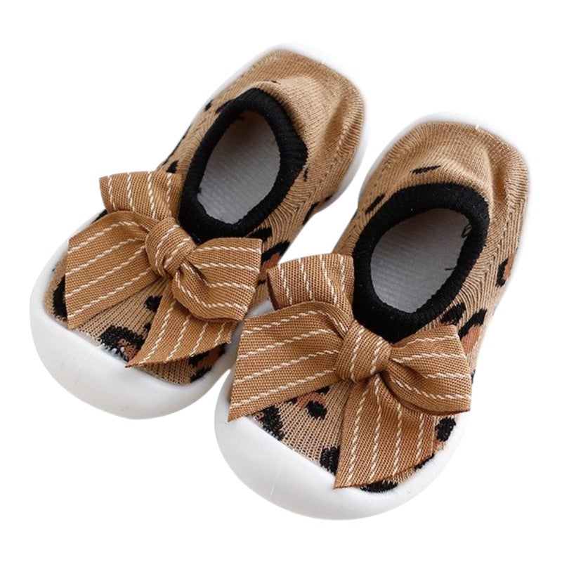 Genaric Newborn baby shoes, unique colors, easy to wear for little boys and girls, m543 - Image 1