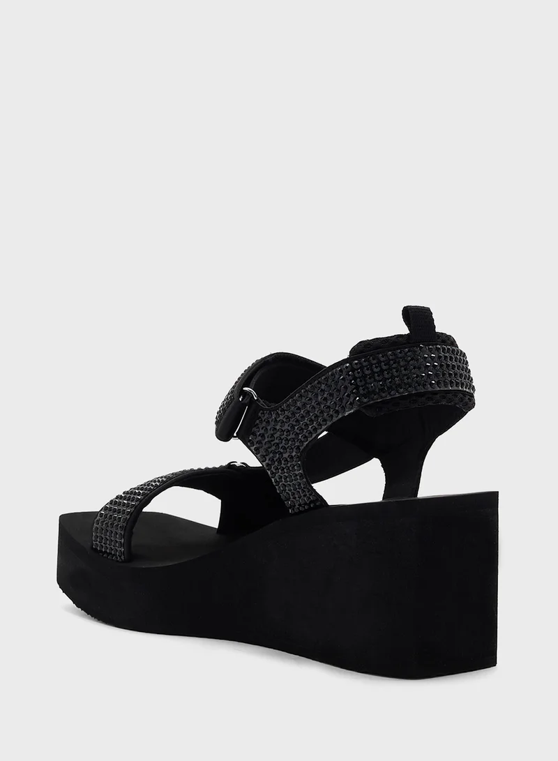 جس Dawsin Platform Sandals