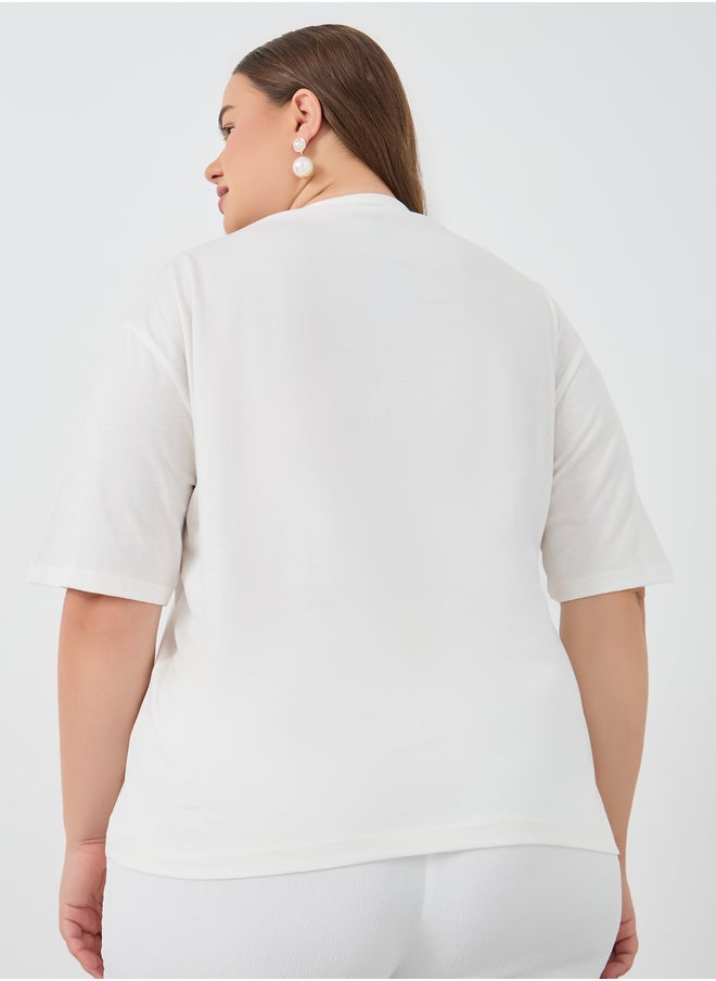 Styli Plus Size Venice Italy Graphic Print Short Sleeve T-Shirt  - Image 4