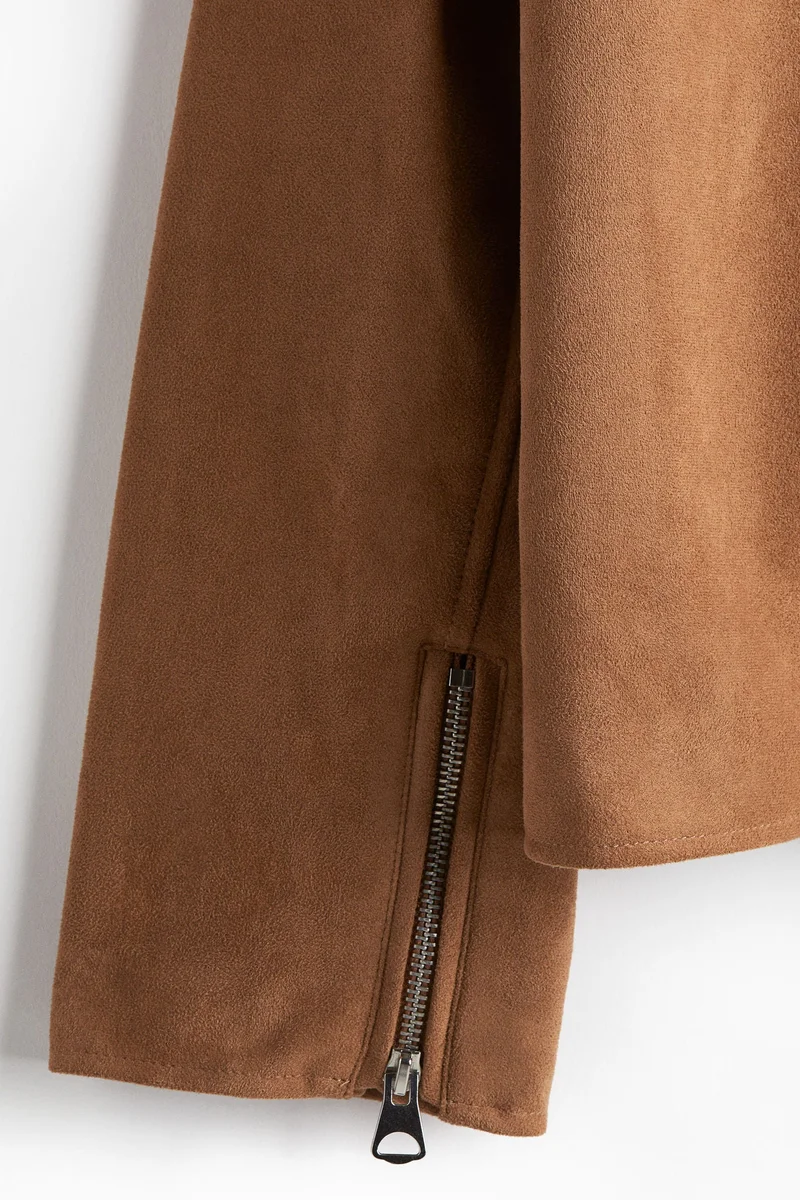 اتش اند ام جاكيت بقبة وقصّة عادية