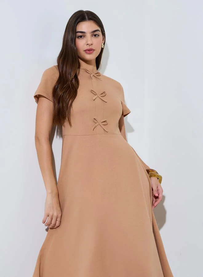 ستايلي Brown Round Neck Bow Detail Midi Dress