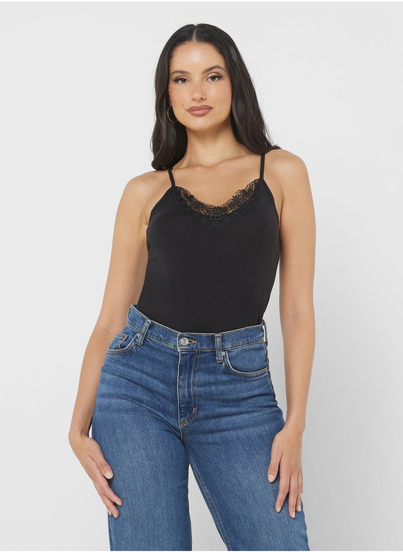 VERO MODA - قطعتان من قميص كامى بتفاصيل الدانتيل - Image 1