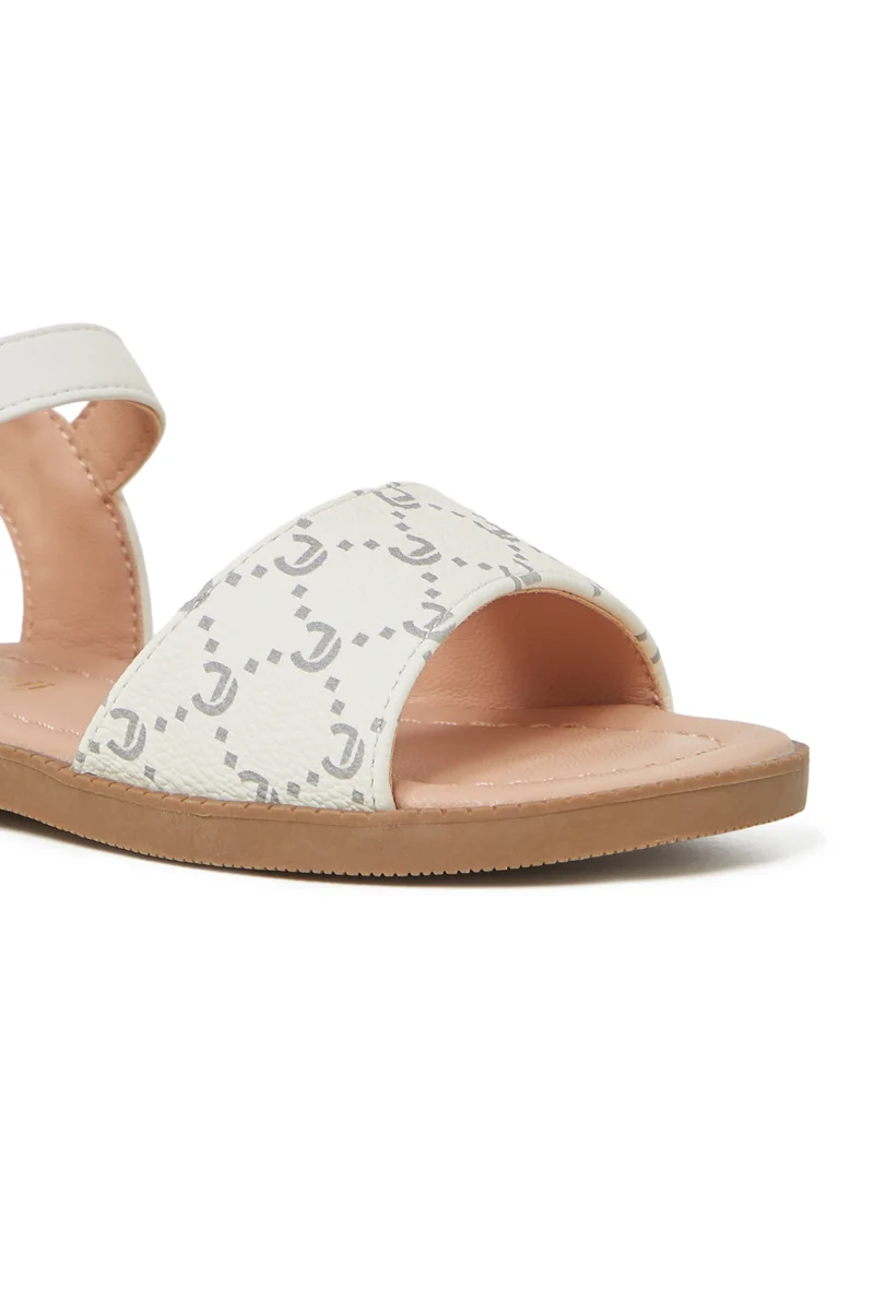 Geoomnii  GEOOMNII Sandals for Infant Girls – WHITE Sandals with Ankle Strap | Comfortable PU Upper & TPR Sole for Women | Best Price UAE