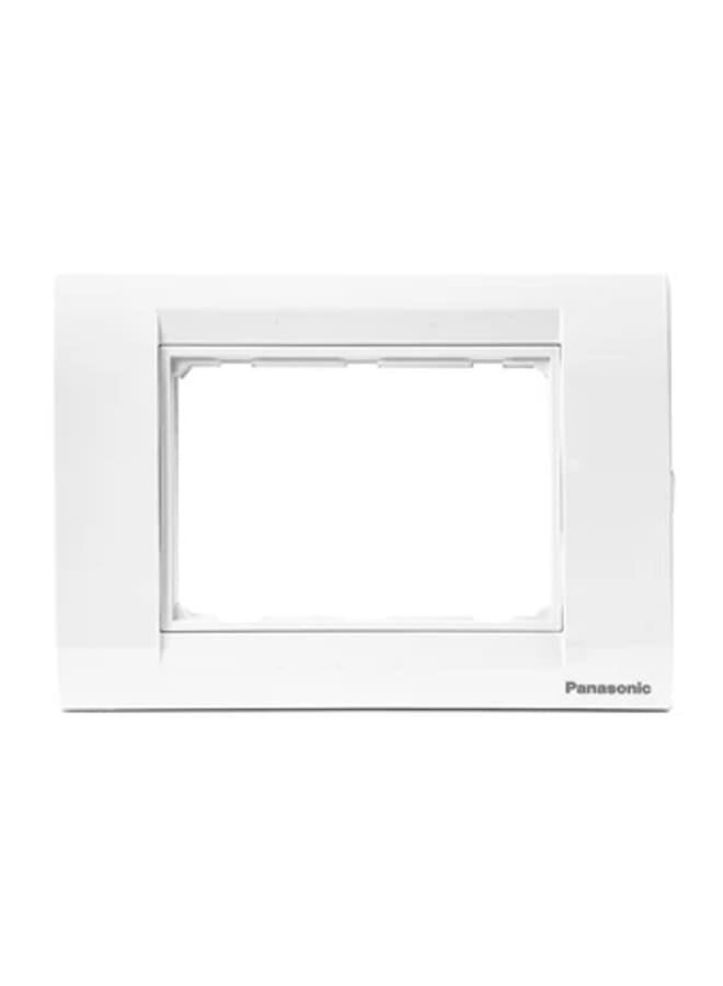 Panasonic What is the chassis, 3 slots, white, Roma, Panasonic, code WIRAM6013WH, Indian?