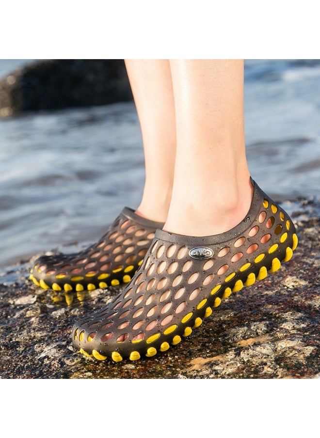 NIBEMINENT Summer Massage Base Sandals Non-Slip Beach Shoes Couple Hole Shoes Breathable Garden Slippers  Adults  - Image 2