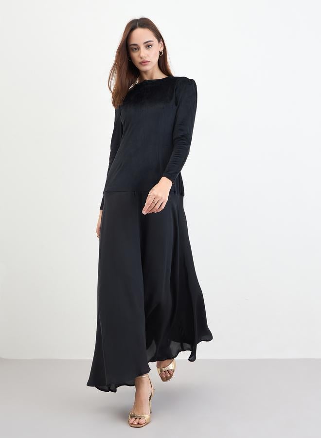 Styli Black Velvet Look A-Line Maxi Dress - Image 2