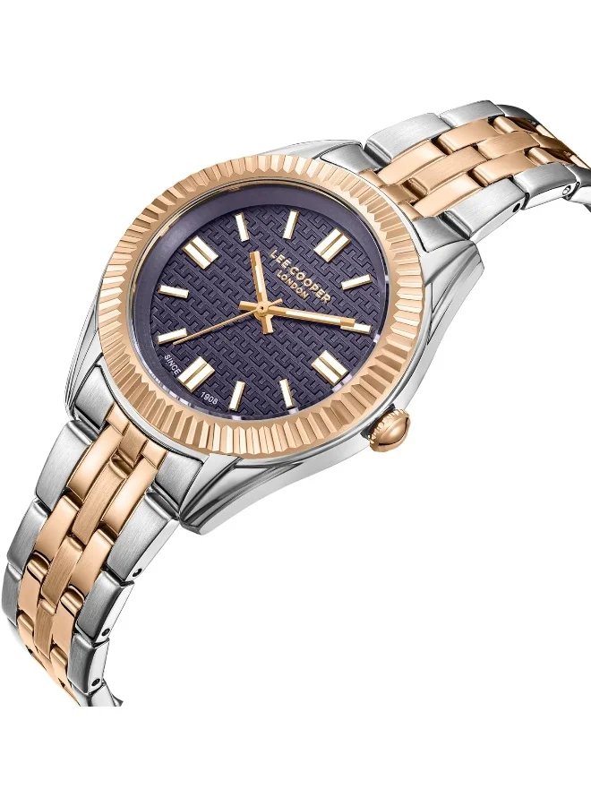Lee Cooper Lee Cooper Women's 2035 Movement Watch, Analog Display and Metal Strap - LC08038.580, Blue