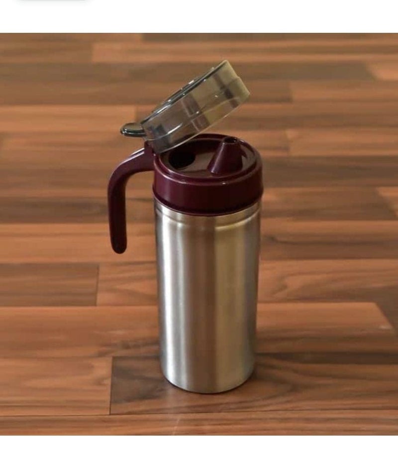 Entisia Stain Steel Oil Dispenser Bottle with Flip Lid and Handle - Leak Proof and Easy Pour Oil Container Bottle for Cooking in Kitchen and Ideal for Oil, Soy Sauce, Vinegar, Ghee for Cooking (750ml) - Image 4