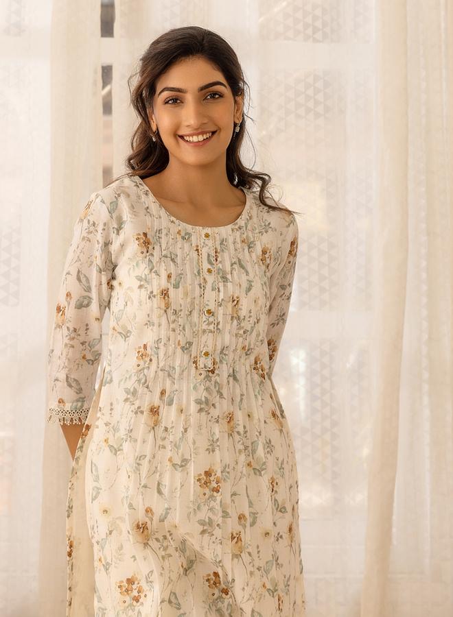 DW DW Floral Printed A-Line Kurta with Trousers and Dupatta Set  - Image 5