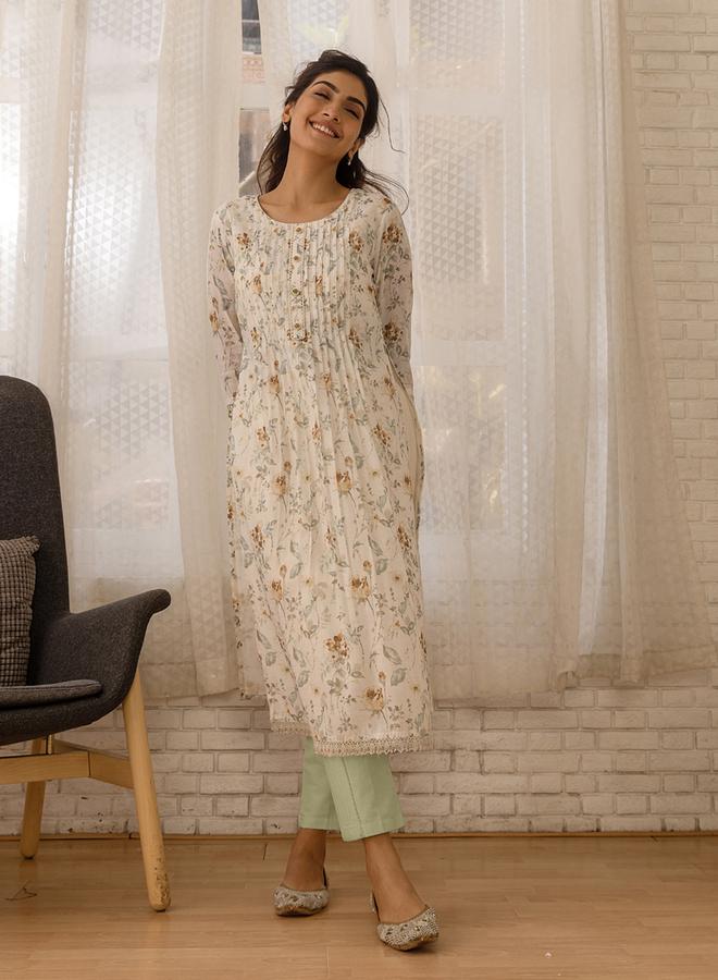 DW DW Floral Printed A-Line Kurta with Trousers and Dupatta Set  - Image 3