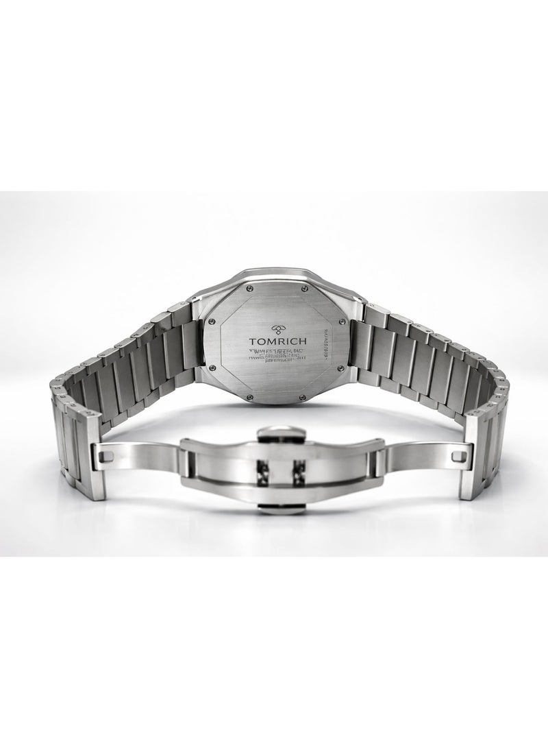 Tomrich Crest Men’s Stainless Steel Watch Silver Black Dial Quartz Analog - Image 5