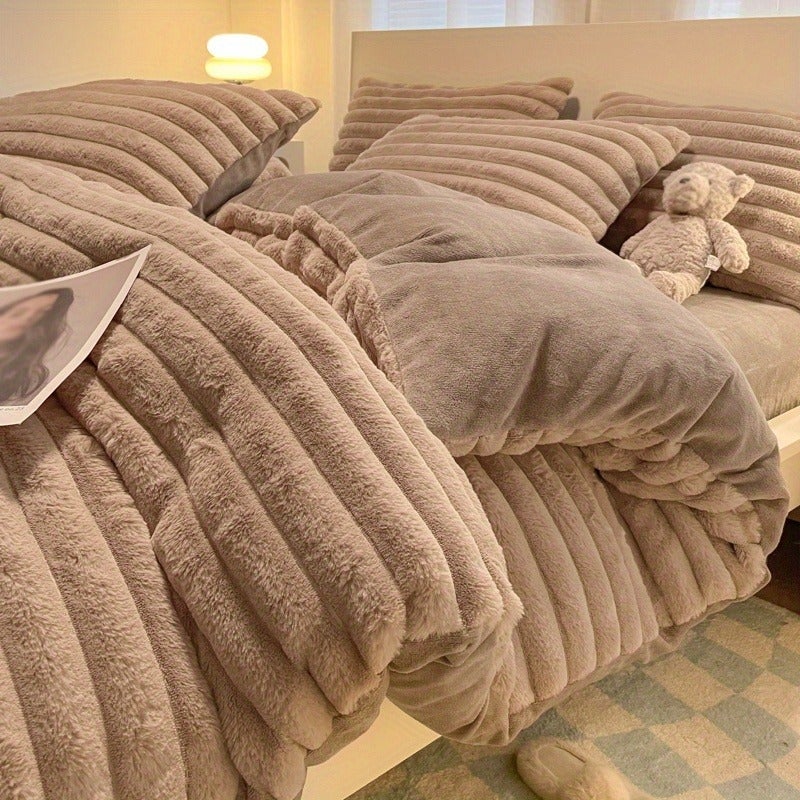 3pcs Winter Plush Crystal Velvet Quilt Cover Three-Piece Set Thickened Bedding Includes One Quilt Cover And Two Pillowcases - Image 1