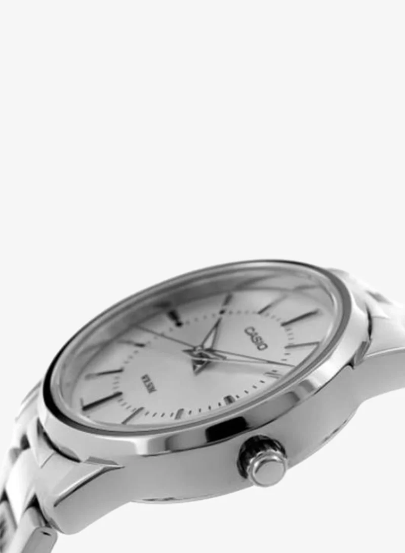 CASIO Women's Stainless Steel Analog Watch LTP-1303D-7A - 30 mm