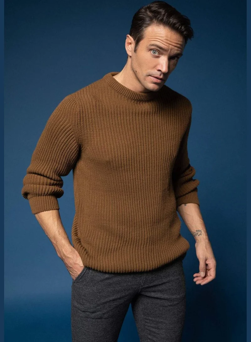 DeFacto Man Slim Fit Crew Neck Long Sleeve Tricot Pullover