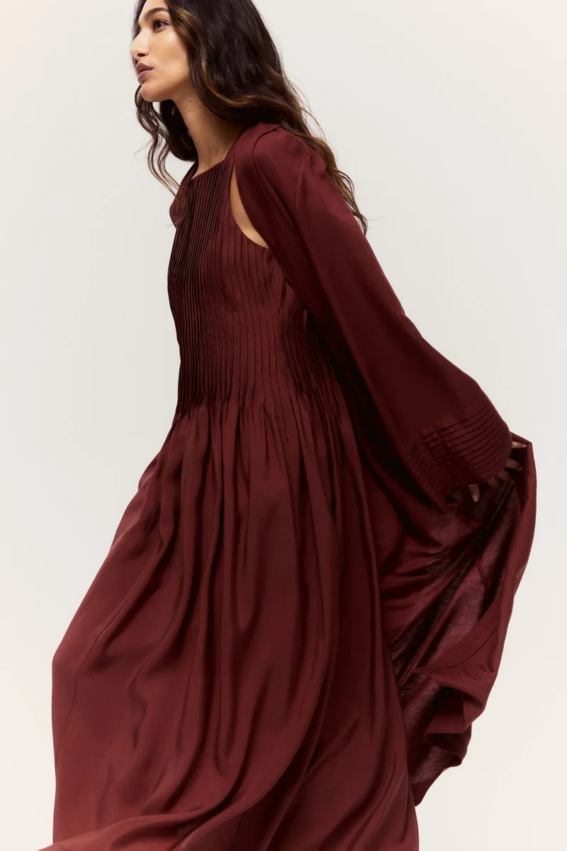 اتش اند ام فستان قفطان من مزيج الكتان