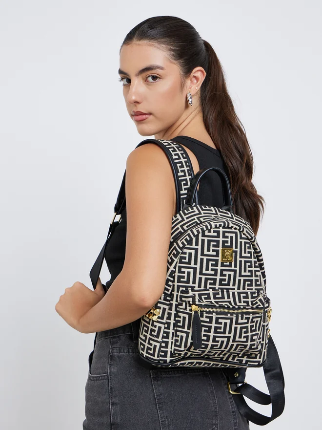 ستايلي Styli Printed Backpack with Zip Closure