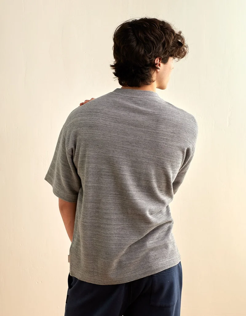 American Eagle  AE Oversized Textured Knit T-Shirt for Men | Best Price UAE