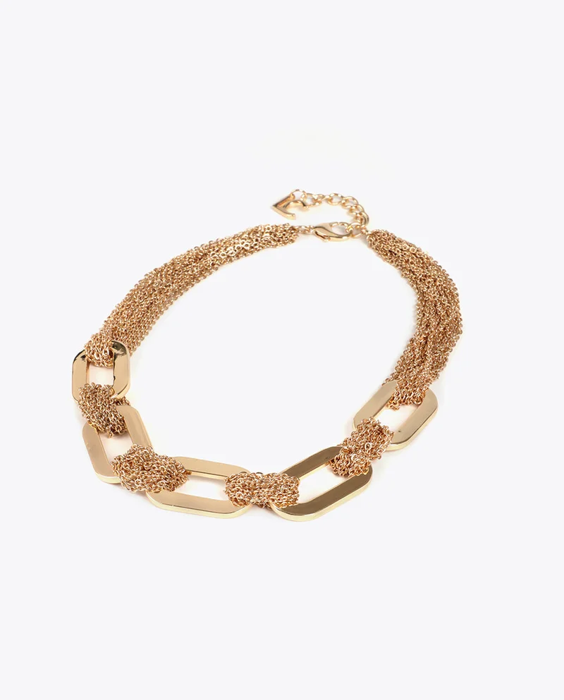 لولا كساديمونت قلادة قصيرة متعددة الخيوط