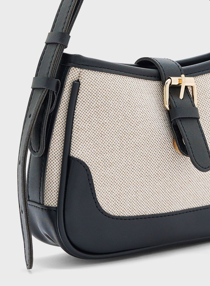 ايلا حقيبة كتف بتفاصيل متباينة - Image 4