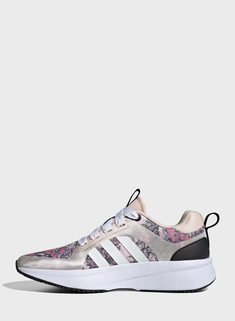 adidas حذاء ايدج لوكس 6.0