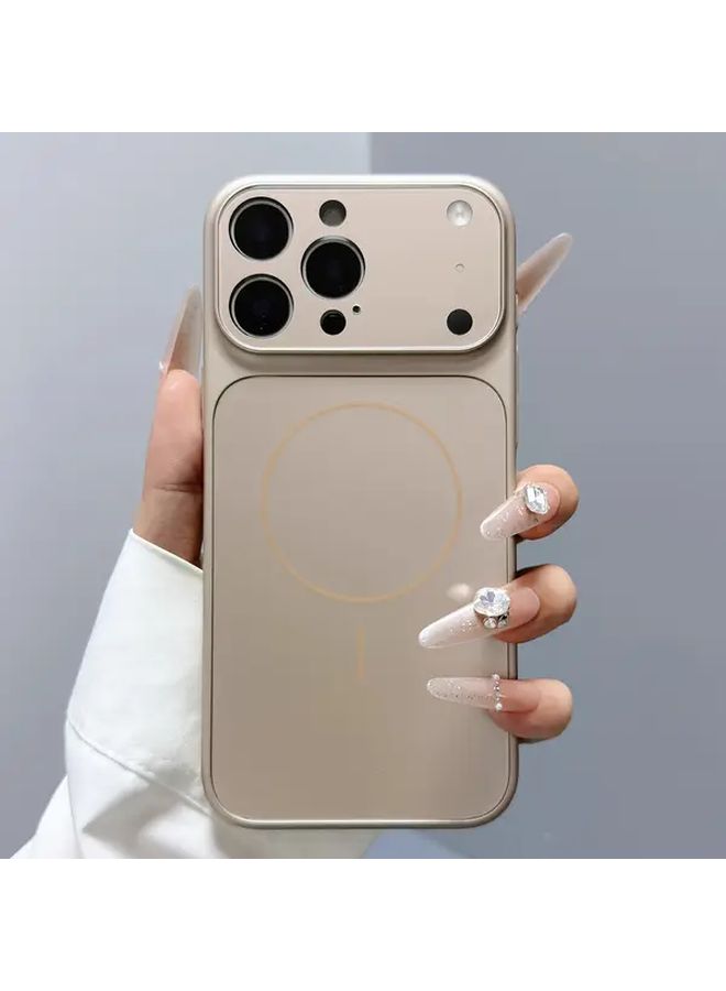 غطاء هاتف أسود لامع مغناطيسي غير لامع لجهاز iPhone 15 Pro فائق النحافة ومقاوم للصدمات - Image 1