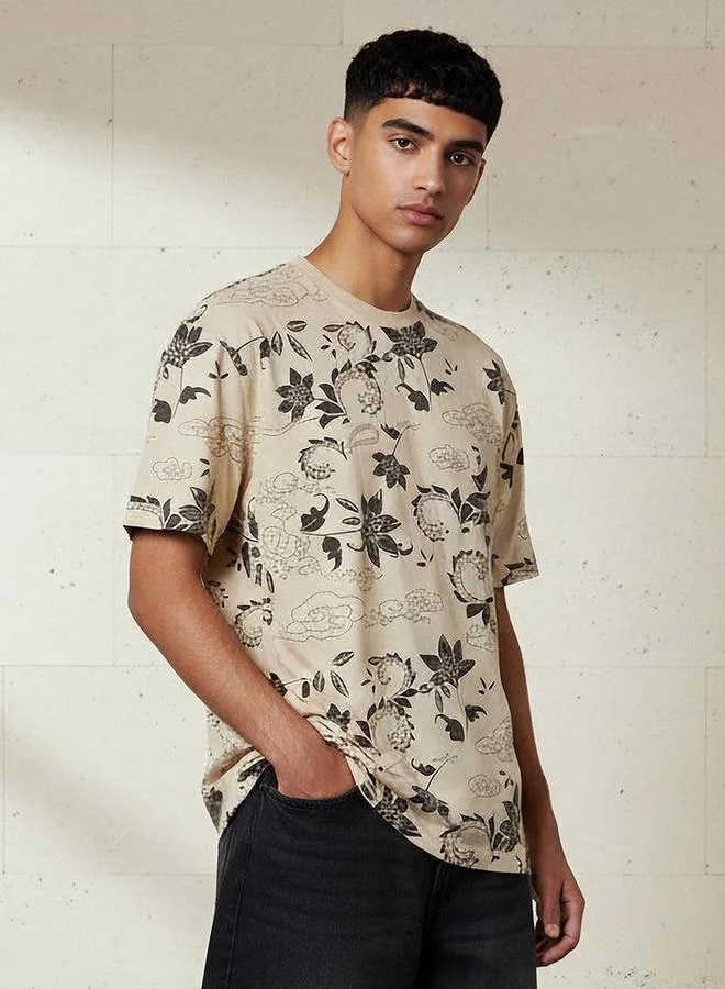 لي كوبر Lee Cooper Men Regular Fit Short Sleeves Floral Print T-shirt