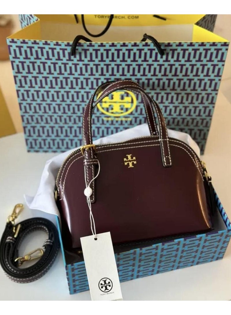 Luxurious and elegant women's bag