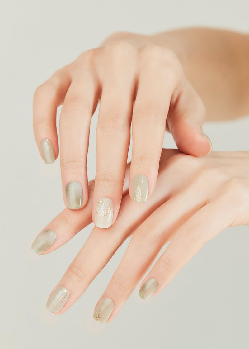 ohora Semi Cured Gel Nail Strips (N Green Tea) - Works with Any Lamps, Salon-Quality, Long Lasting, Easy to Apply & Remove - Includes 2 Prep Pads, Nail File & Wooden Stick - Image 4