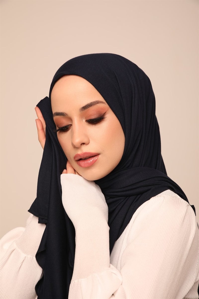 ELF PRIVE Premium Plain Cotton Combed Shawl-Navy Blue  - Image 2