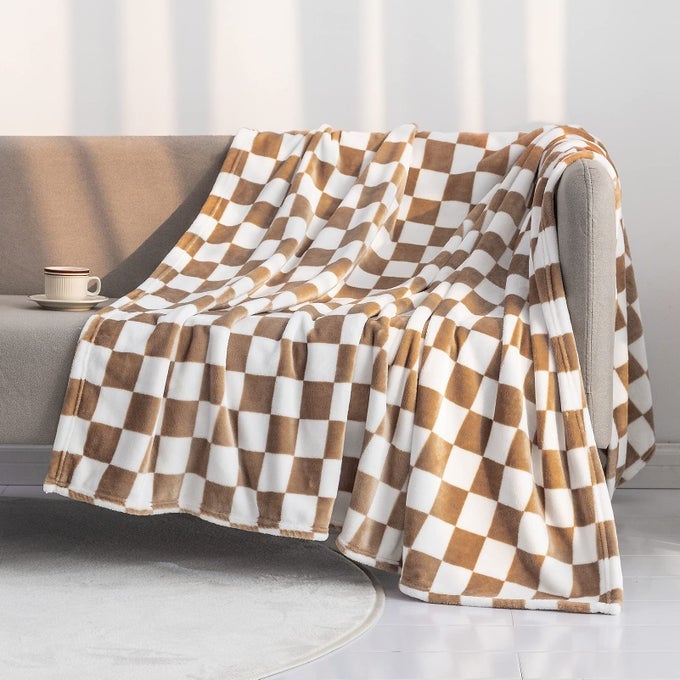 THROW BLANKETS FLANNEL BLANKET WITH CHECKERBOARD GRID PATTERN SOFT THROW BLANKET FOR COUCH BED SOFA LUXURIOUS WARM AND COZY FOR ALL SEASONS KHAKI 50X60
