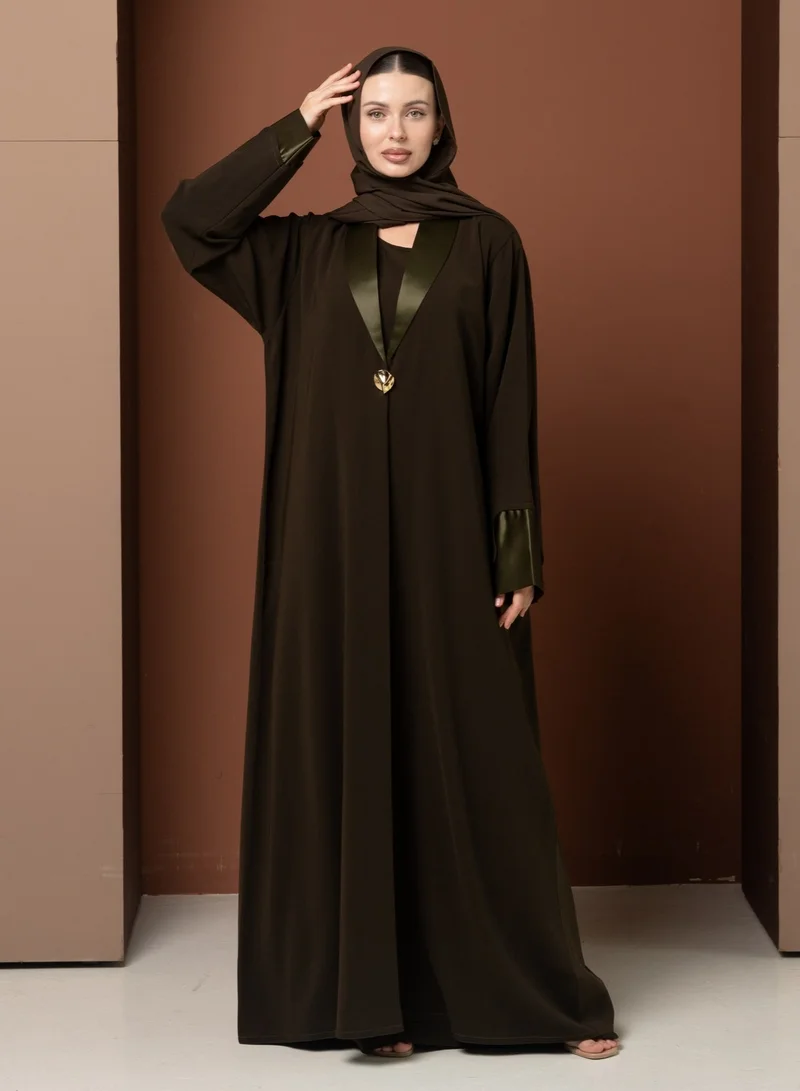 Meem by Mariyah Front open abaya with sheila