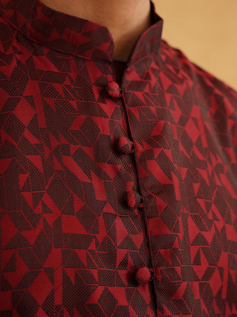 Sojanya (Since 1958 Men'S Maroon Jackquard Silk Only Long Kurta, Size 40 - Image 4