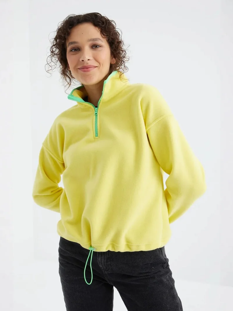 تومي لايف TOMMY Oversized Plush Half-zip Sweatshirt