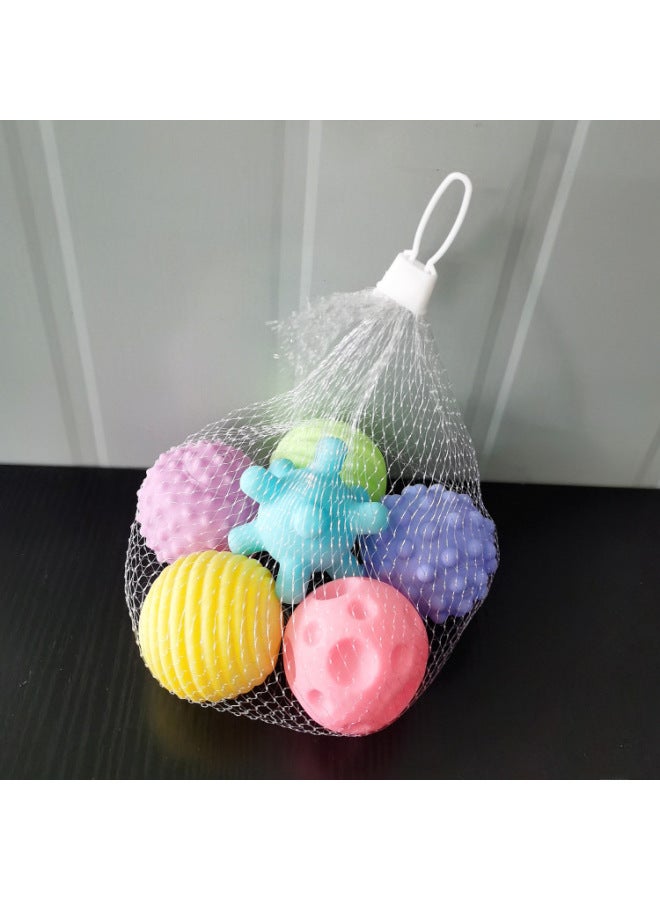 إسكدنيا لعبة كرة اليد للأطفال الرضع مصنوعة من الفينيل لربط الشعر بالغراء الناعم ولعبة الماء والتدليك والقرص والرنين ويمكن عضها - اللون: 6 حيوانات بحرية / حقيبة شبكية - Image 3