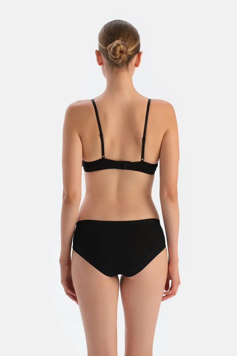 dagi Triangle Basic Black Soft Bra