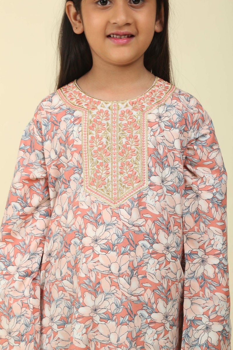 HANA & SARA Classic Girls Arabic Jalabiya – Lightweight Floral Full-Length Dress for Celebrations - Image 4