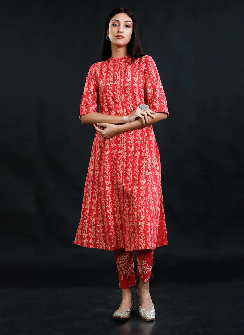 زيري سوق Tart Red Cotton Printed Mandarin Kurta & Pant