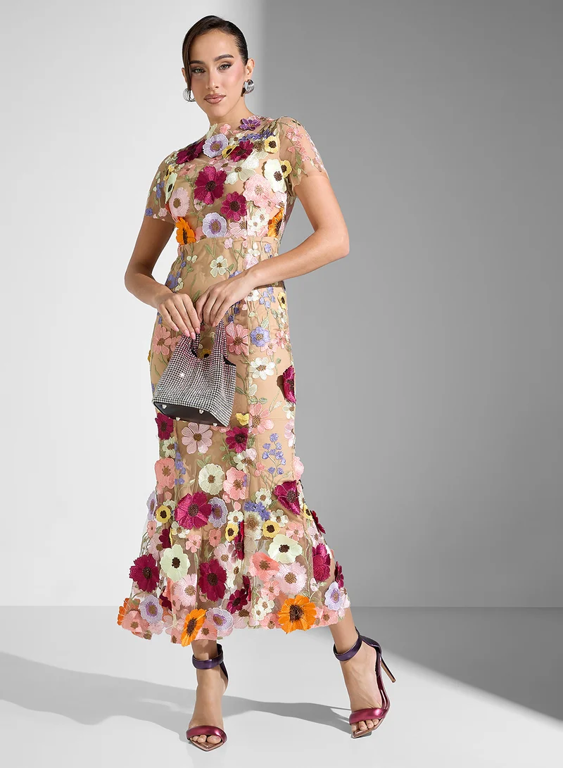 جينجر بوتيك Floral Applique Embellished Midi Dress