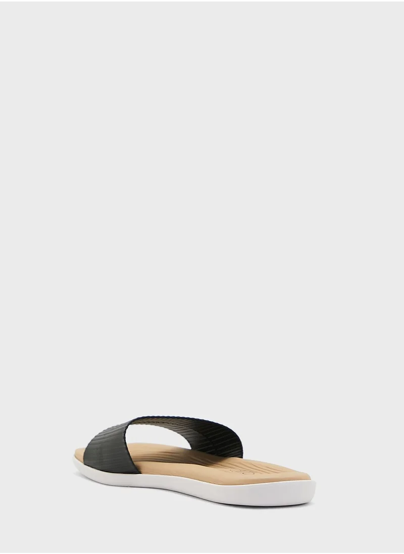 Beira Rio Naphtali Flat Sandals