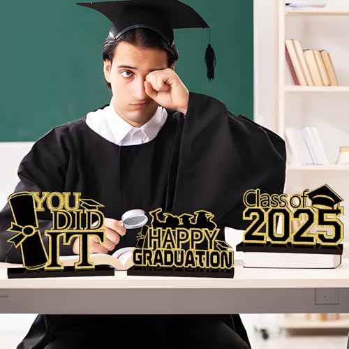 GINFTBRZGV 4 قطع زينة تخرج باللونين الأسود والذهبي دفعة 2025 تهانينا للخريج زخارف مركز الطاولة الخشبية زينة الطاولة للخريج زينة صينية متعددة المستويات لتخرج 2025 - Image 2